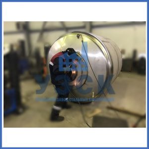 Купить ёмкости и баки из нержавеющей стали от завода УЗСК в Барнауле